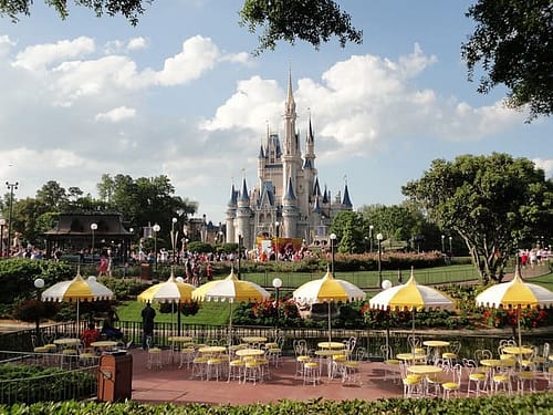 Tour PARIGI – EURODISNEY TOP Speciale Famiglia – Nucleo familiare composto da 4 persone